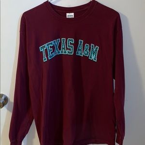 cute maroon a&m long sleeved t-shirt. gig em!!